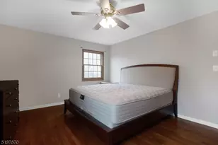 28 Bear Brook Ln, Livingston, NJ 07039 - Photo 11