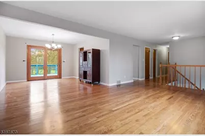 28 Bear Brook Ln, Livingston, NJ 07039 - Photo 3