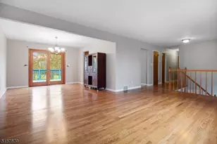 28 Bear Brook Ln, Livingston, NJ 07039 - Photo 3
