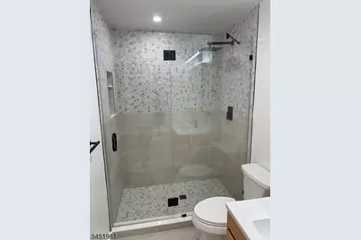 262 Anderson St #2, Hackensack, NJ 07601 - Photo 23