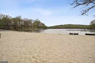 72 W Lake Shore Dr, Rockaway Township, NJ 07866 - Photo 37