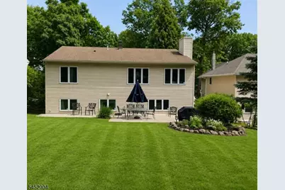 72 W Lake Shore Dr, Rockaway Township, NJ 07866 - Photo 33