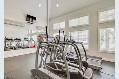 109 Turlington Ct, Livingston, NJ 07039 - Photo 23