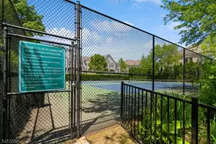 109 Turlington Ct, Livingston, NJ 07039 - Photo 21