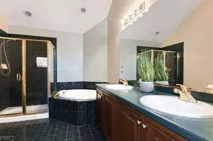 109 Turlington Ct, Livingston, NJ 07039 - Photo 13