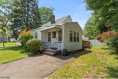 1014 Raritan Rd, Cranford Township, NJ 07016 - Photo 19