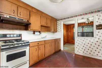 1014 Raritan Rd, Cranford Township, NJ 07016 - Photo 5