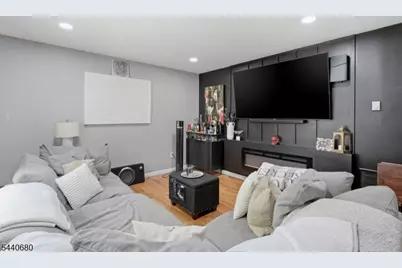 312 Littleton Ave, Newark, NJ 07103 - Photo 3