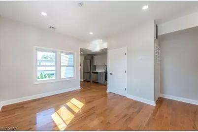 26 Washington St #4-2L, Montclair, NJ 07042 - Photo 7