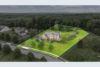31 Balmoral Dr, Alexandria Township, NJ 08867 - Photo 1