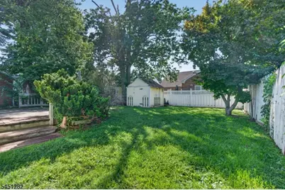 112 Rosewood Ter, Linden, NJ 07036 - Photo 33