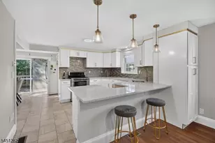 112 Rosewood Terrace, Linden, NJ 07036 - Photo 7
