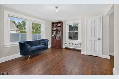 112 Rosewood Ter, Linden, NJ 07036 - Photo 5