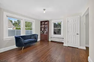 112 Rosewood Terrace, Linden, NJ 07036 - Photo 5