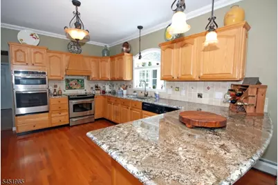 32 Coddington Rd, Readington, NJ 08889 - Photo 7