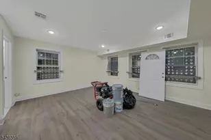 58 Vermont Ave, Newark, NJ 07106 - Photo 19