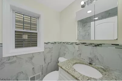 58 Vermont Ave, Newark, NJ 07106 - Photo 15