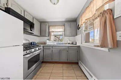 816-826 W Grand St #3A, Elizabeth, NJ 07202 - Photo 9