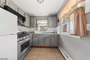 816-826 W Grand St, Elizabeth, NJ 07202 - Photo 9