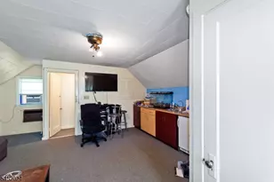 48 Cedarhurst Ave, Woodland Park, NJ 07424 - Photo 17