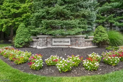 607 Brittany Dr, Wayne, NJ 07470 - Photo 23