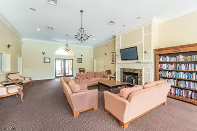 607 Brittany Dr, Wayne, NJ 07470 - Photo 21