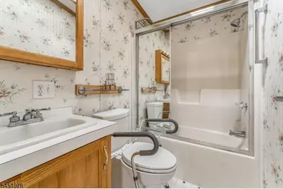 16 Sierra Rd, Jefferson Township, NJ 07849 - Photo 19