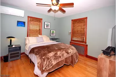 131 Weiss Ter, Raritan, NJ 08869 - Photo 15