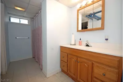 131 Weiss Ter, Raritan, NJ 08869 - Photo 27