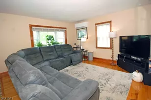 131 Weiss Terrace, Raritan, NJ 08869 - Photo 5