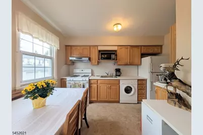 5 Hadfield Av #E, Union Township, NJ 07083 - Photo 9