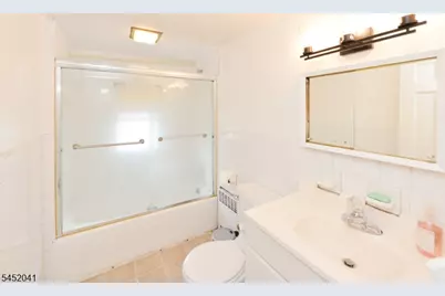 1556 Wyndmoor Ave, Hillside, NJ 07205 - Photo 17