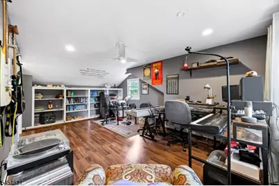 64 Grandview Dr, North Haledon, NJ 07508 - Photo 29