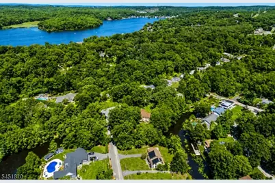 5 Three Rivers Drive, Jefferson Township, NJ 07849 - Photo 3