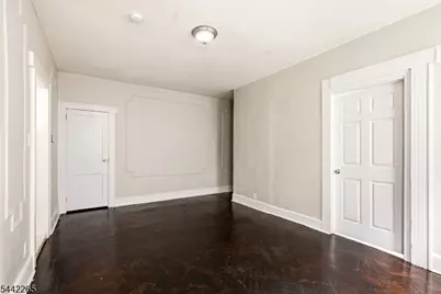 28 Underwood St, Newark, NJ 07106 - Photo 17