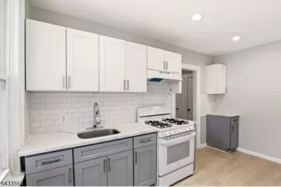 28 Underwood St, Newark, NJ 07106 - Photo 7