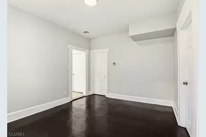 28 Underwood St, Newark, NJ 07106 - Photo 3