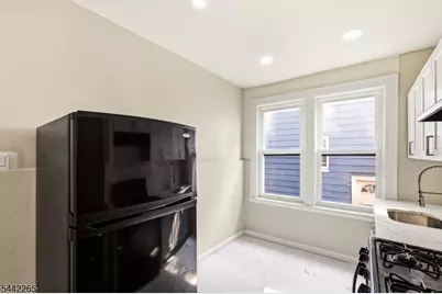 28 Underwood St, Newark, NJ 07106 - Photo 23