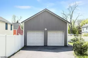 55 Valley St, Knowlton Township, NJ 07832 - Photo 9