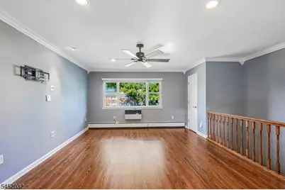 39 Manchester Ct, Wayne, NJ 07470 - Photo 9
