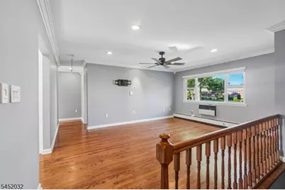39 Manchester Ct, Wayne, NJ 07470 - Photo 7