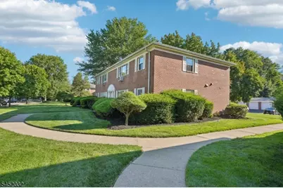 39 Manchester Ct, Wayne, NJ 07470 - Photo 27