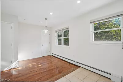 39 Manchester Ct, Wayne, NJ 07470 - Photo 15