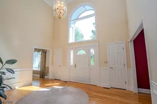 40 Newland Ct, Bridgewater Twp., NJ 08807 - Photo 3