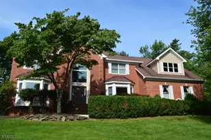 40 Newland Ct, Bridgewater, NJ 08807 - Photo 1