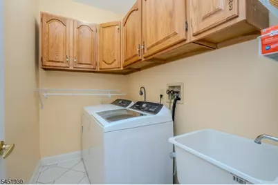 40 Newland Ct, Bridgewater, NJ 08807 - Photo 11
