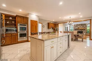 40 Newland Ct, Bridgewater Twp., NJ 08807 - Photo 9