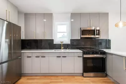 200 19th Ave, Irvington, NJ 07111 - Photo 17