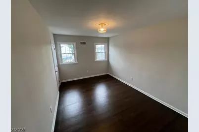 1006 Gifford Ct #2, Union Township, NJ 07083 - Photo 11