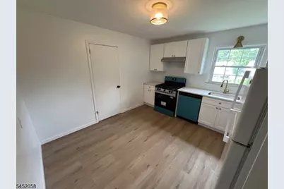 1006 Gifford Ct #2, Union Township, NJ 07083 - Photo 3